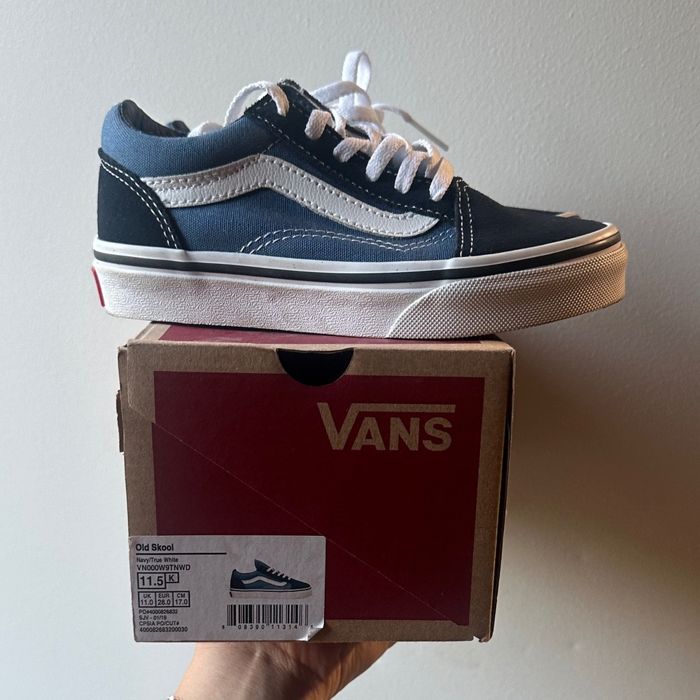 Vans Kids Sneakers in Navy and White